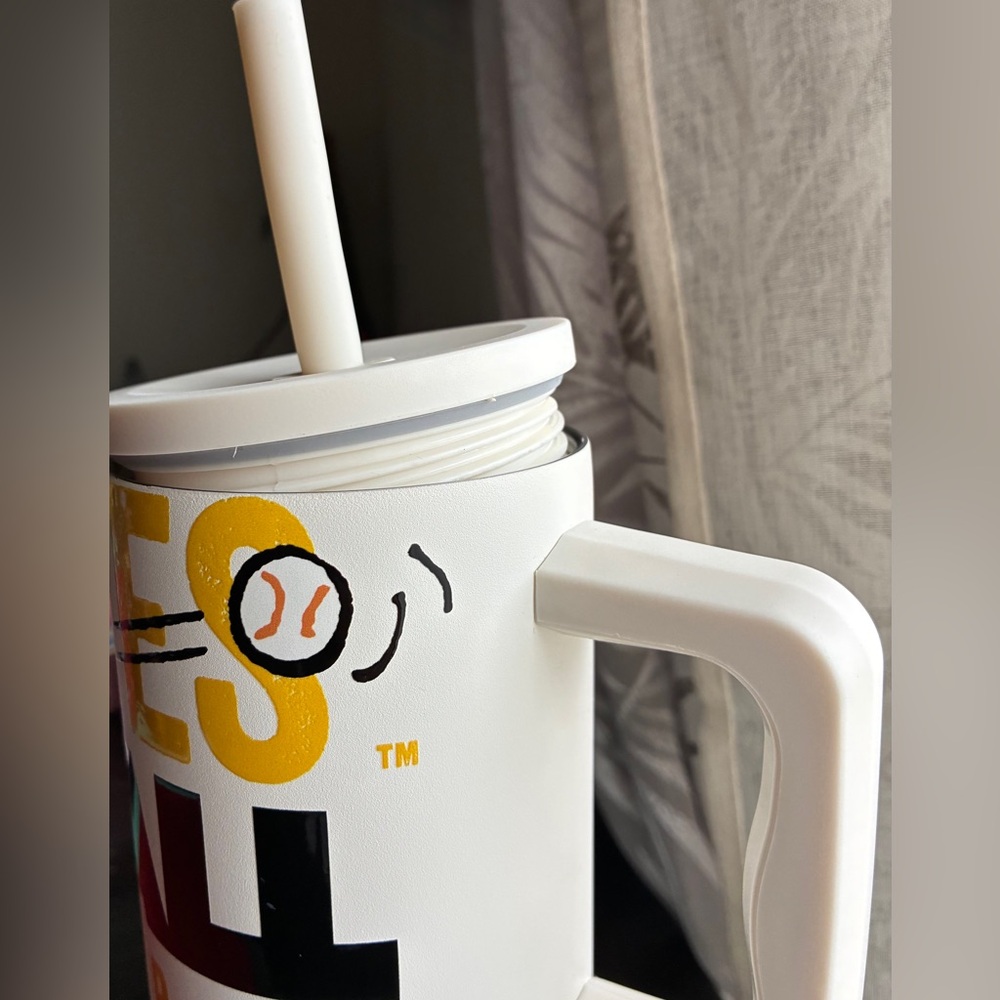 Peanuts White and Yellow Mug with Black Graphics 24oz. - Picture 10 of 12